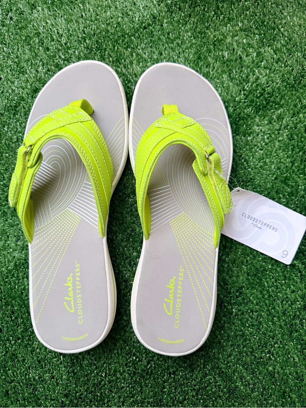Clarks Neon Yellow and Light Gray Cloudsteppers Flip Sandals